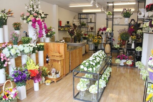 hpdecor.vn-thiết kế shop hoa tươi nhỏ