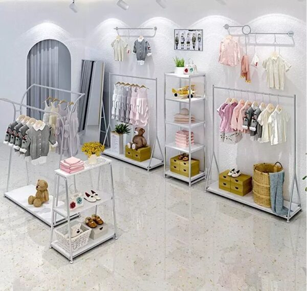 Ke Trung Bay Quan Ao Tre Em 22